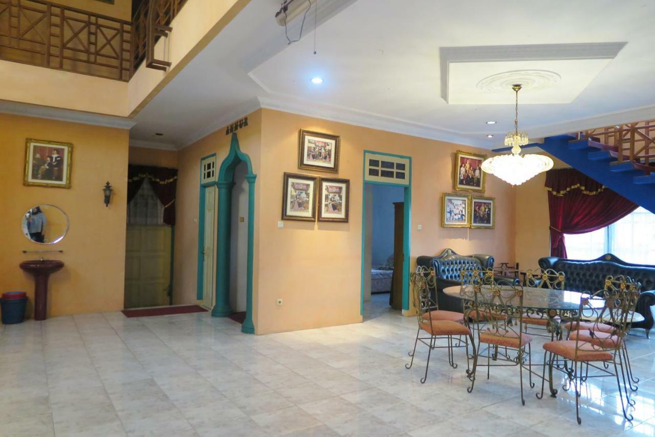 Villa Tiandiva Cisarua Luaran gambar